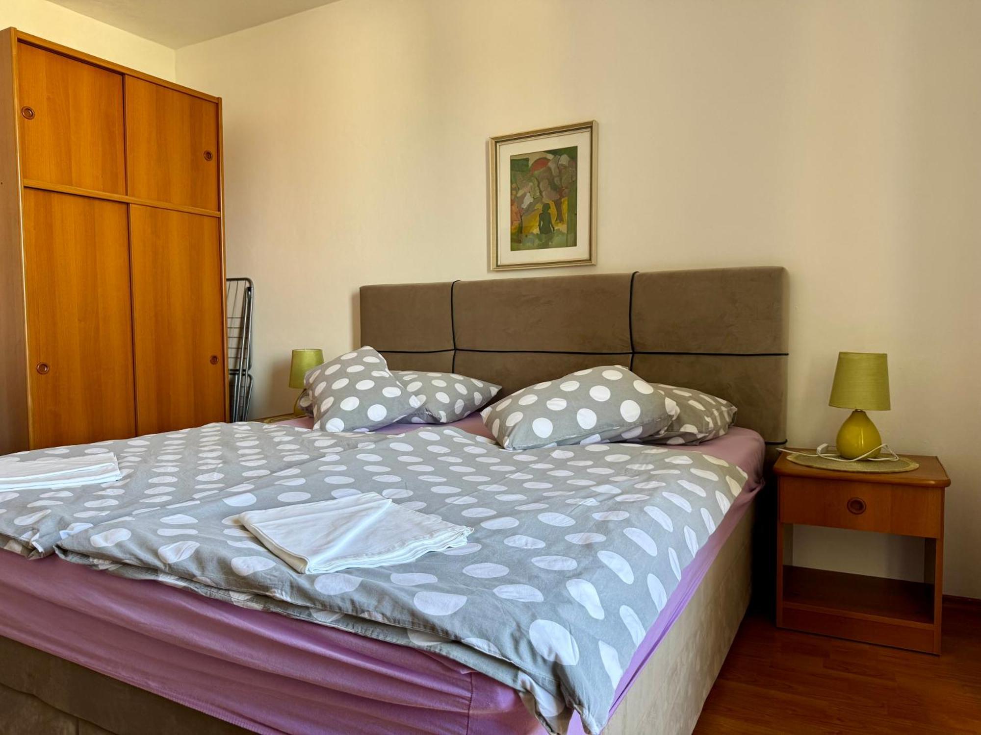 Apartments Maricic Banjol Exterior photo