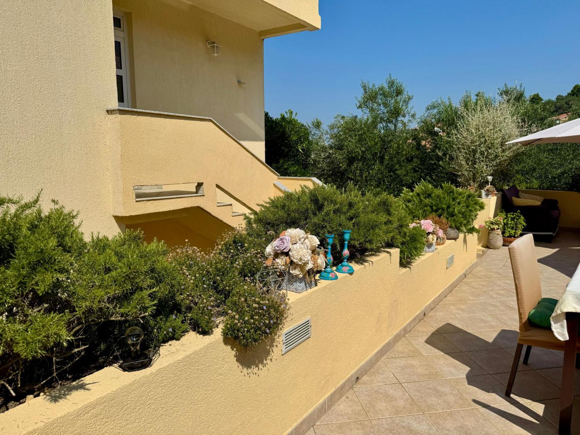 Apartments Maricic Banjol Exterior photo